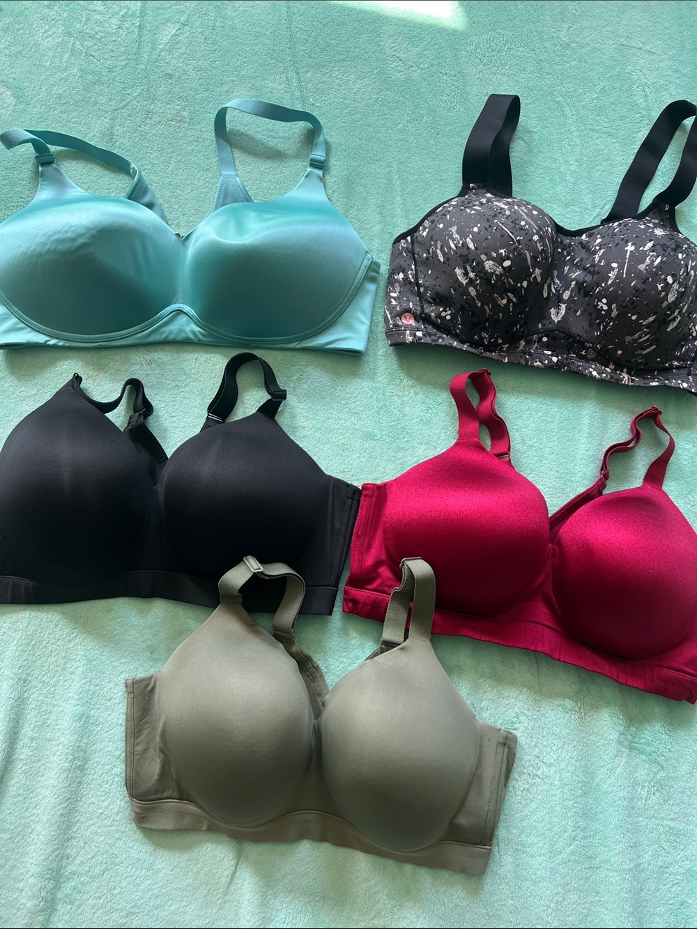 Cacique 5-Pack Smooth T-Shirt Bras. (One is Livi)